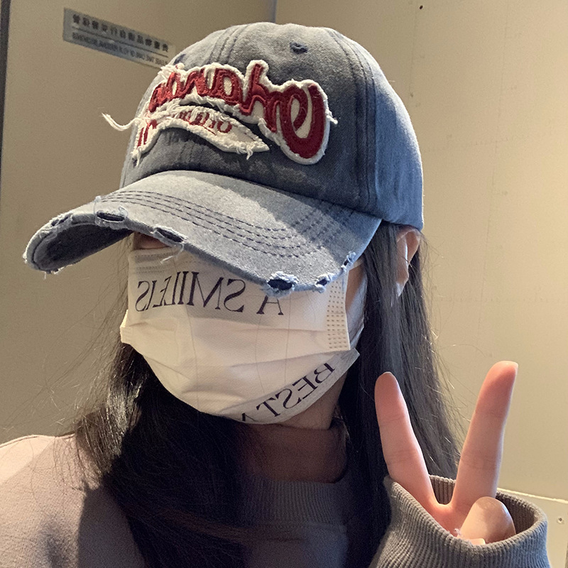 American retro distressed baseball cap for women, washed-out, ripped denim wide-brimmed baseball cap, face-showing small cap Specification image