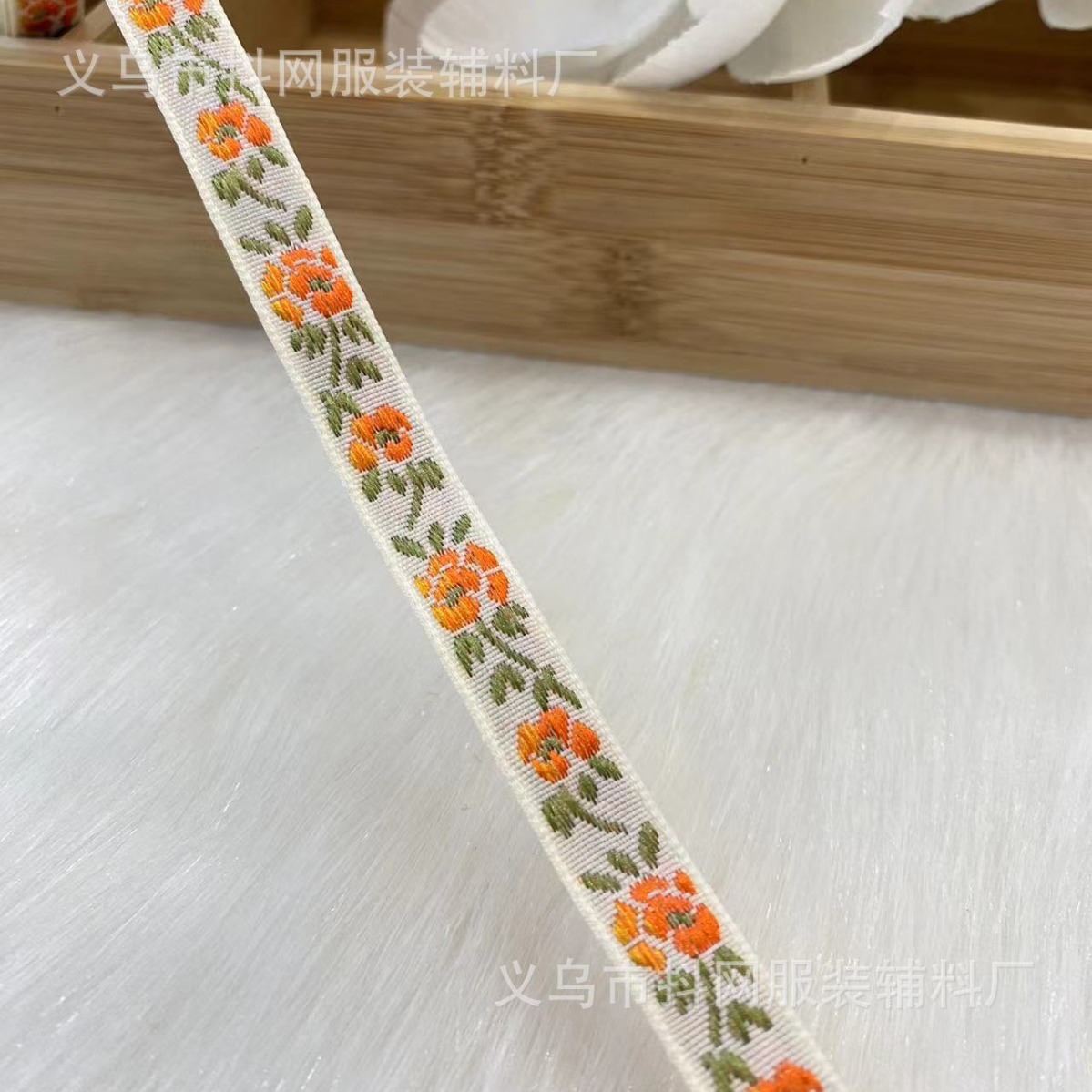 Wholesale of 0.8cm- 1cm handmade DIY bow, jacquard embroidery, webbing, hair accessories, headwear, performance costumes and accessories Specification image