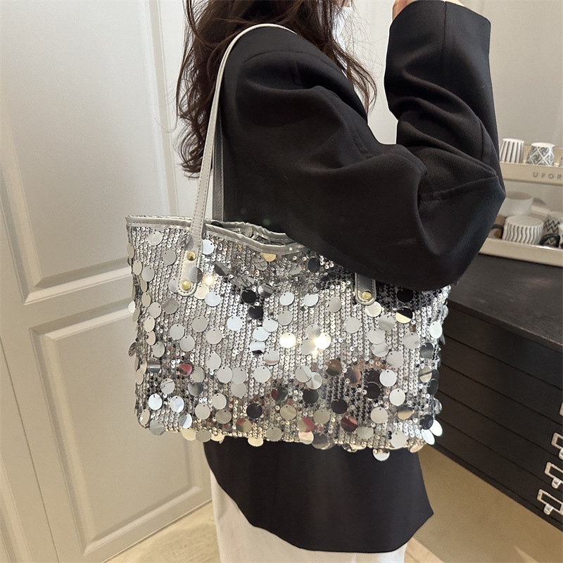 Cross-border casual bag, women's trendy sequined bag, fringed new women's bag, single-shoulder handbag, large capacity, versatile for commuting, tote bag, sequined bag details Picture