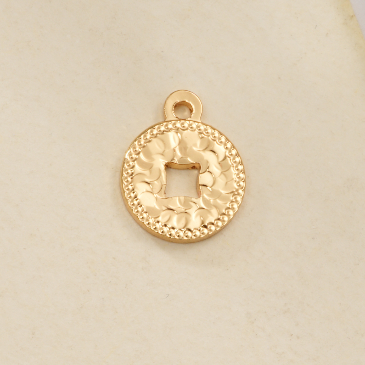 "Get Money Right Away Little Horse Coin Pendant 18k copper gold-plated color retention high-end style bracelet necklace clasp DIY accessory. Specification image