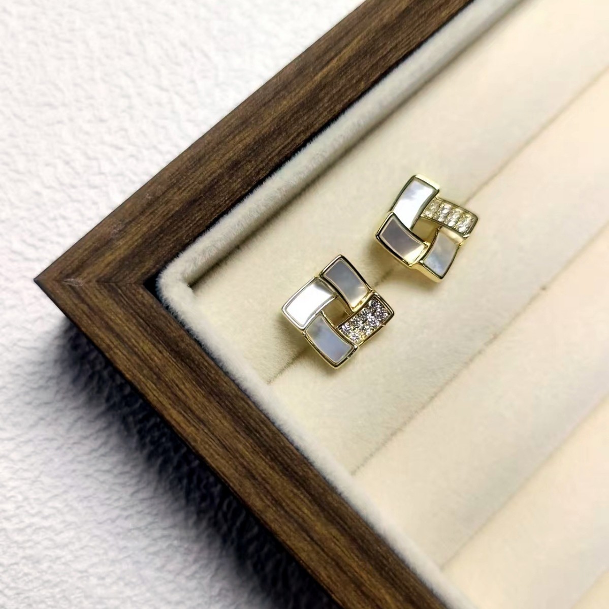 The 2025 925 sterling silver needle square micro-inlaid zircon stud earrings are trendy, sweet and versatile women's earrings Application Scenario