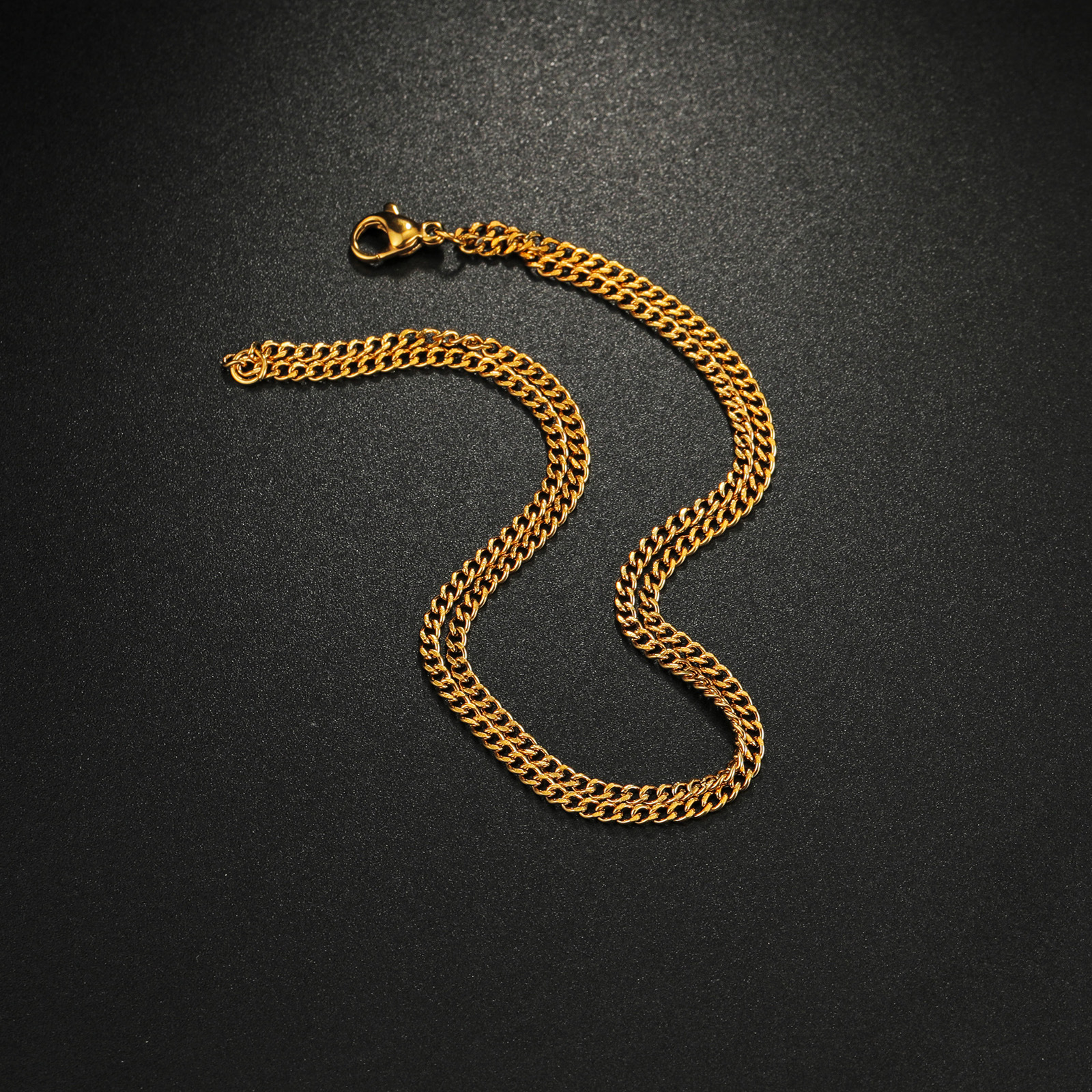 Cross-border European and American bracelets, clothing chains, titanium steel lock chains, double chains, ins women's bracelets, high-quality temu Xiyin jewelry Application Scenario