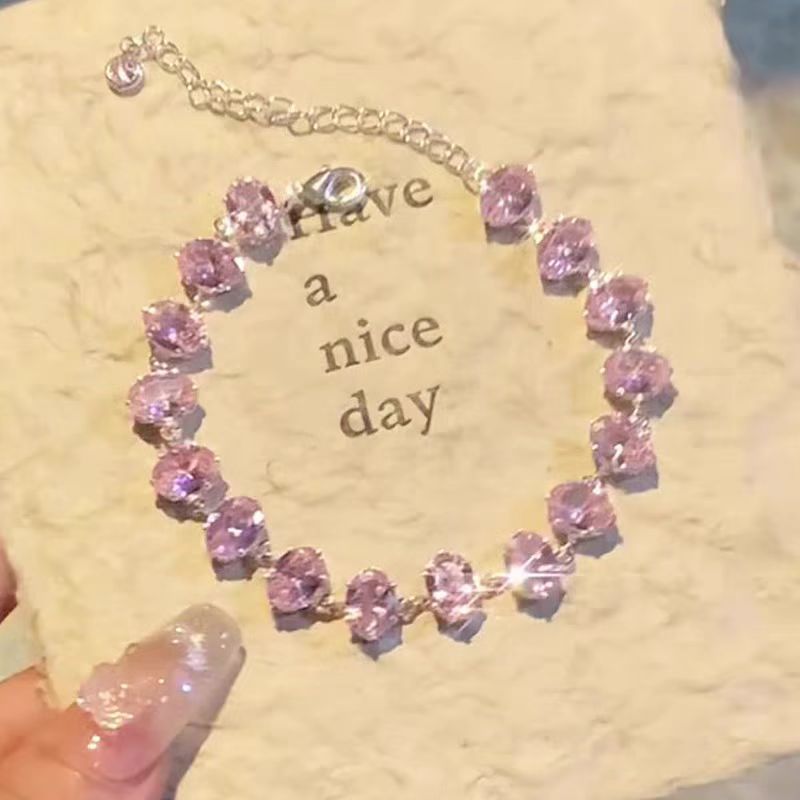 European and American fashion trend light luxury gold base zircon bracelet, oval pink zircon sweet and elegant bracelet factory direct sales