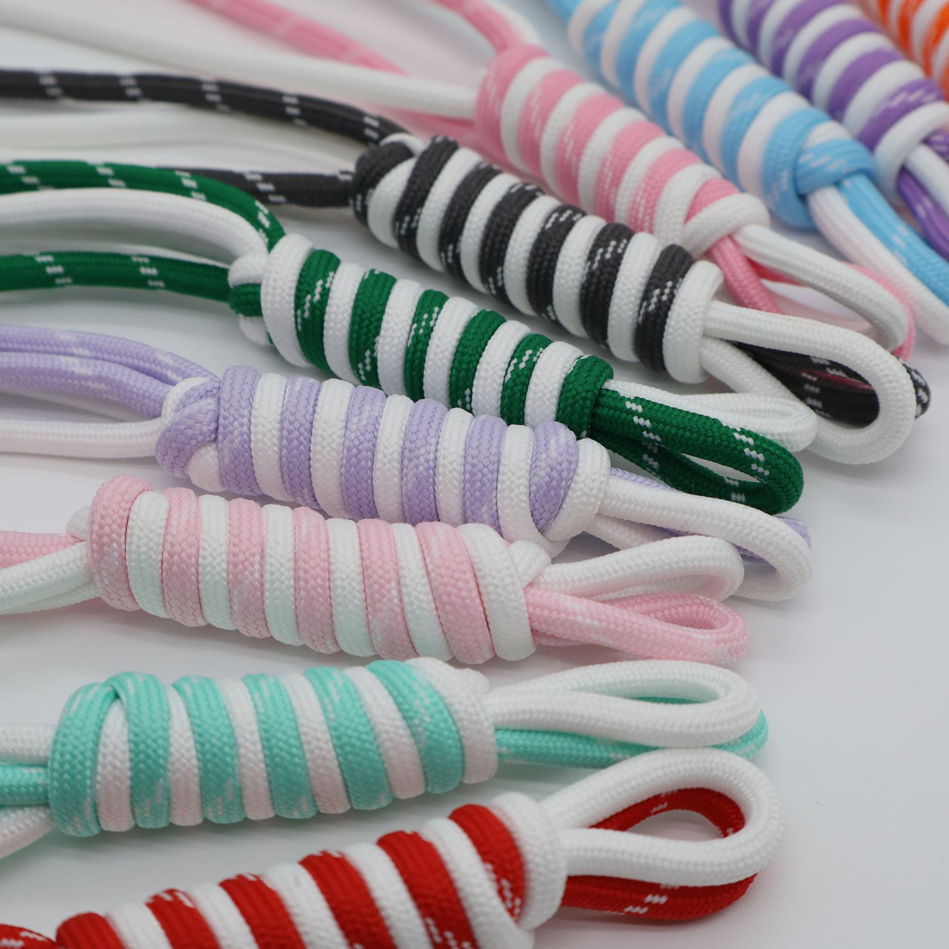 Two-color snake knot miu series bag pendant accessories, lanyard accessories, plush toy pendant, strappy bag lanyard details Picture