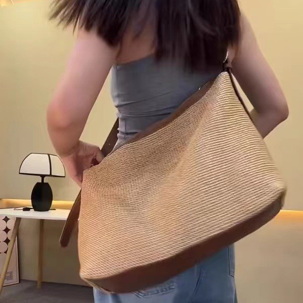 Cross-border straw weaving bags, summer niche woven bags, women's fashionable single-shoulder straw weaving bags, large-capacity commuter tote bags, women's bags, straw weaving bags Specification image