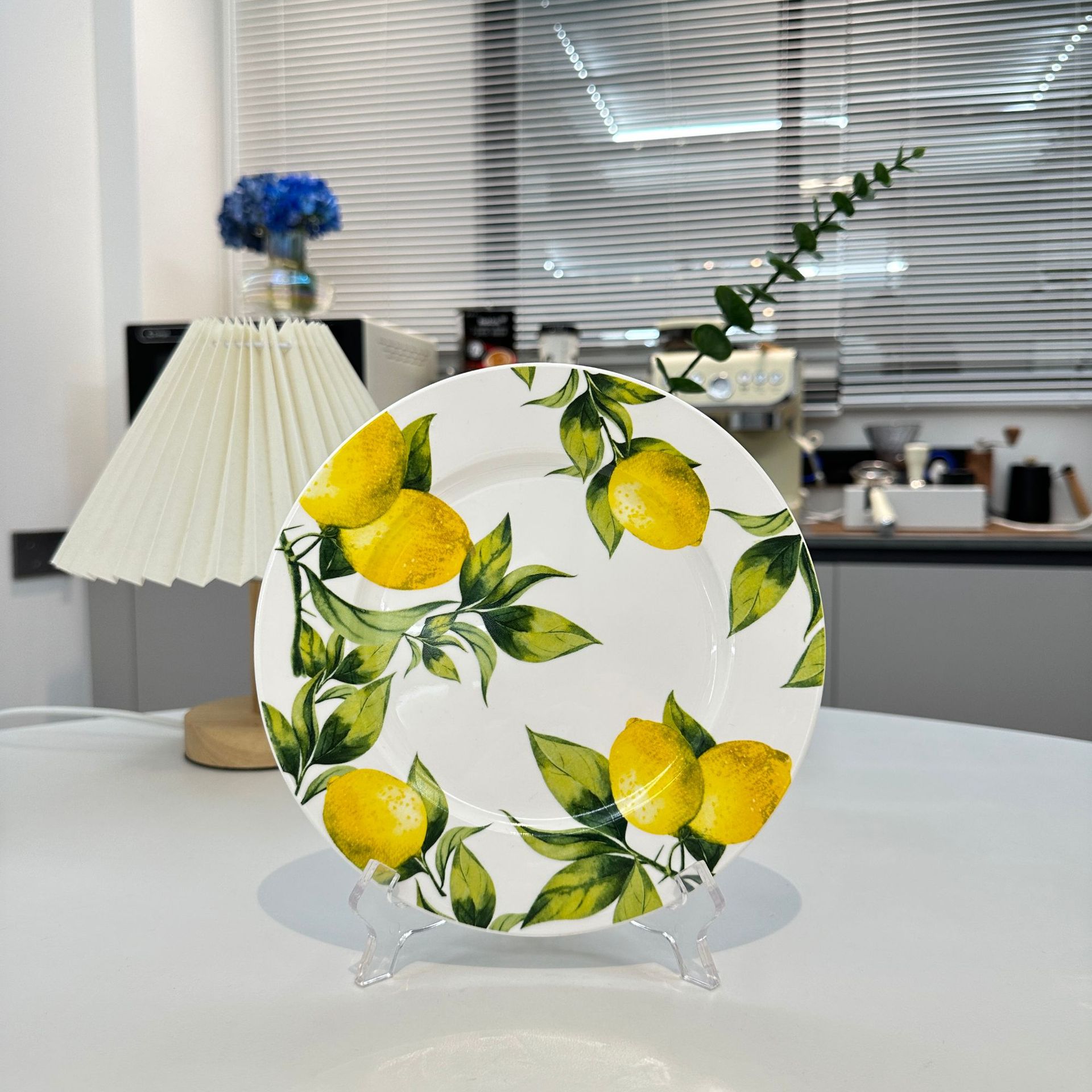 Fresh Lemon Series hand-painted round plates, ceramic plates, Western plates, steak plates, tableware, home fruit plates, ins Specification image