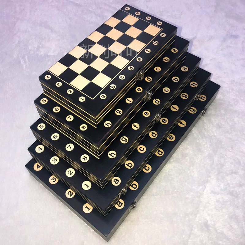 木质象棋厂家实木国际象棋可折叠国际象棋大中小号规格齐全批发产品图