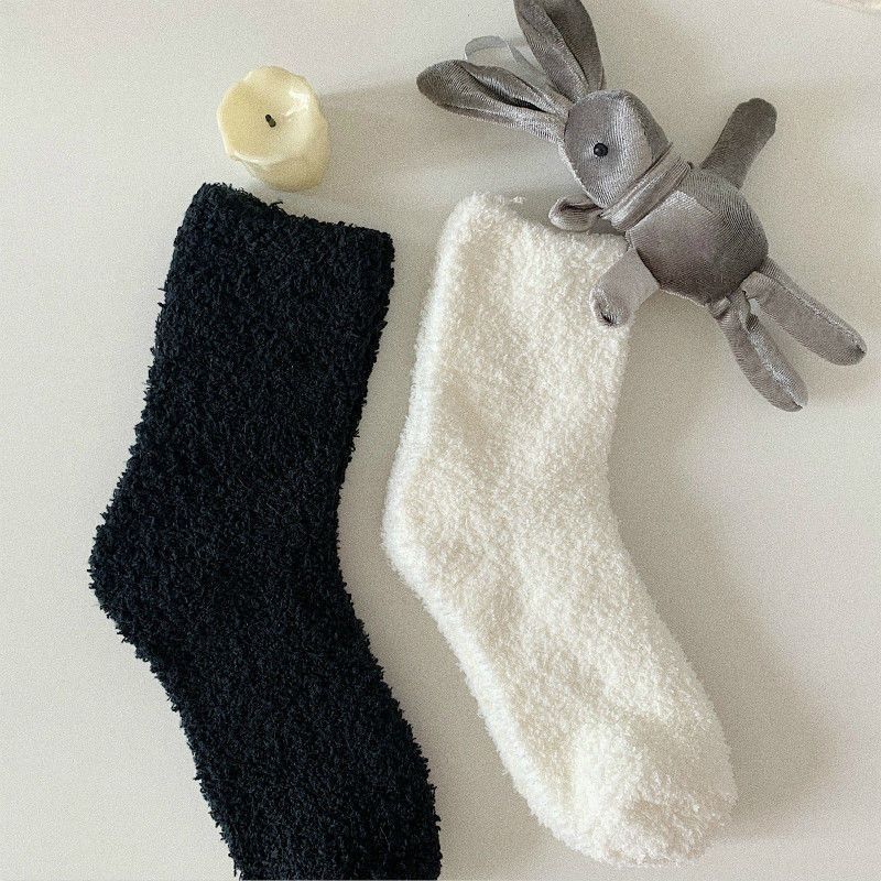 珊瑚绒睡眠袜子女秋冬季毛毛绒家居保暖防寒加厚月子袜地板袜