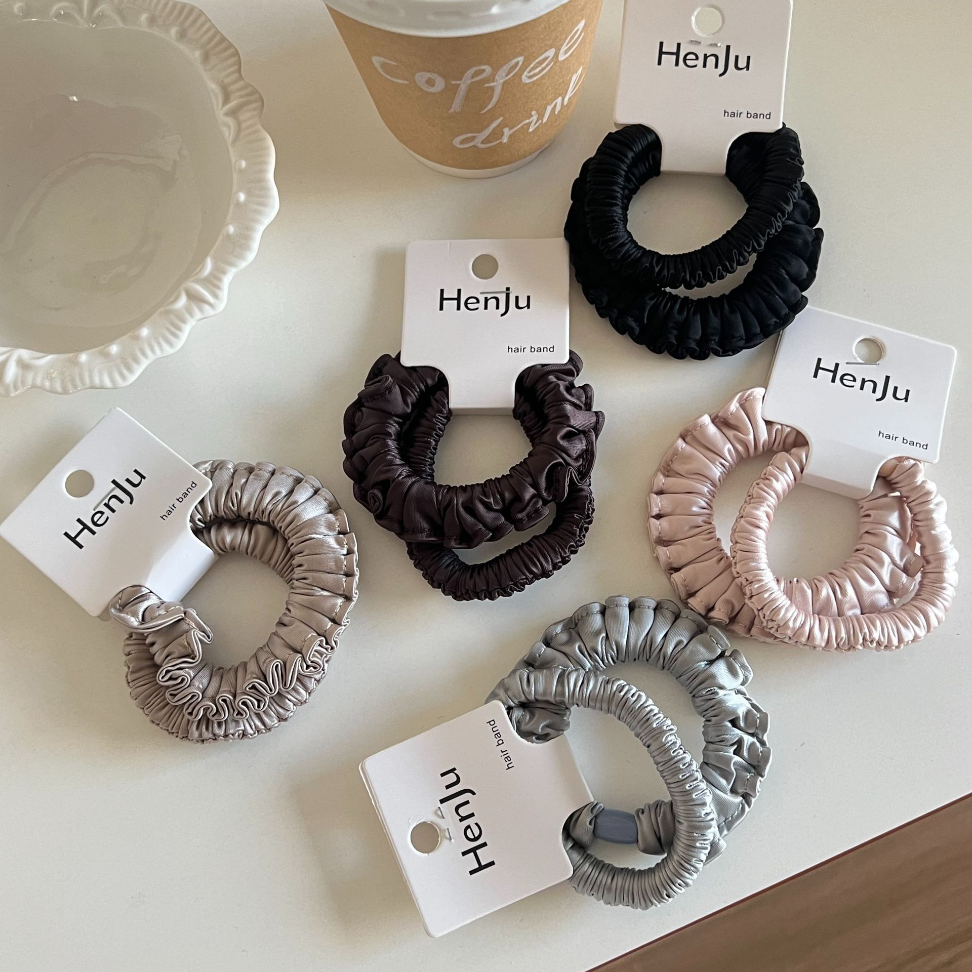 发圈/饰品/大肠发圈/头绳/真丝绒发圈产品图