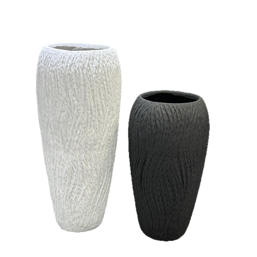 European-style ceramic vase handicrafts and decorative items, home rose gilded vase Item Picture