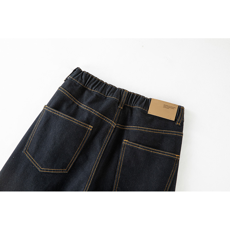 Stretched-waist jeans, women's fleece loose banana pants, 2025 autumn and winter stretch and drape long fleece curved knife pants Application Scenario