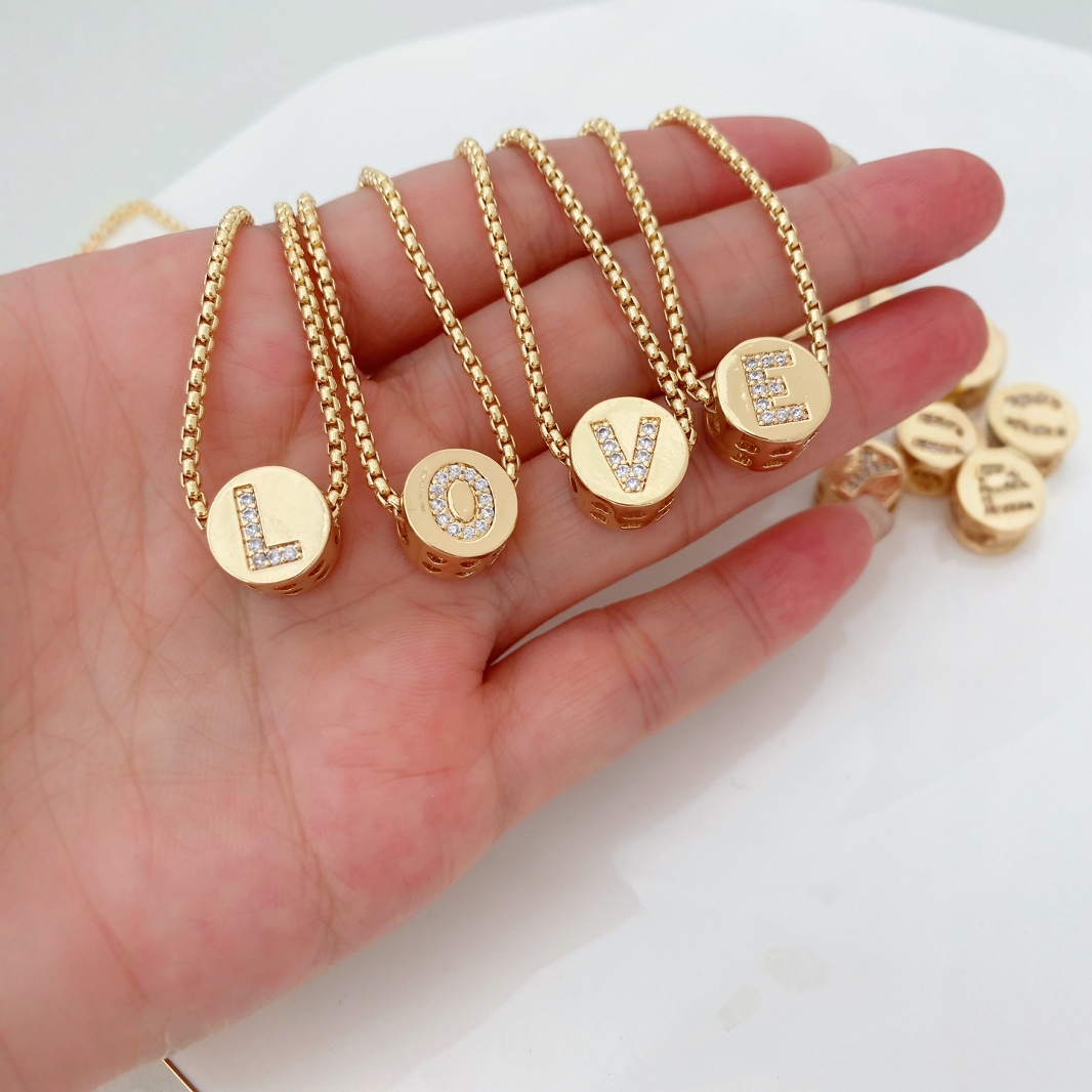26-letter perforated bracelet, large hole bead bracelet accessory, necklace bead DIY micro-inlaid zircon copper jewelry accessory Specification drawing