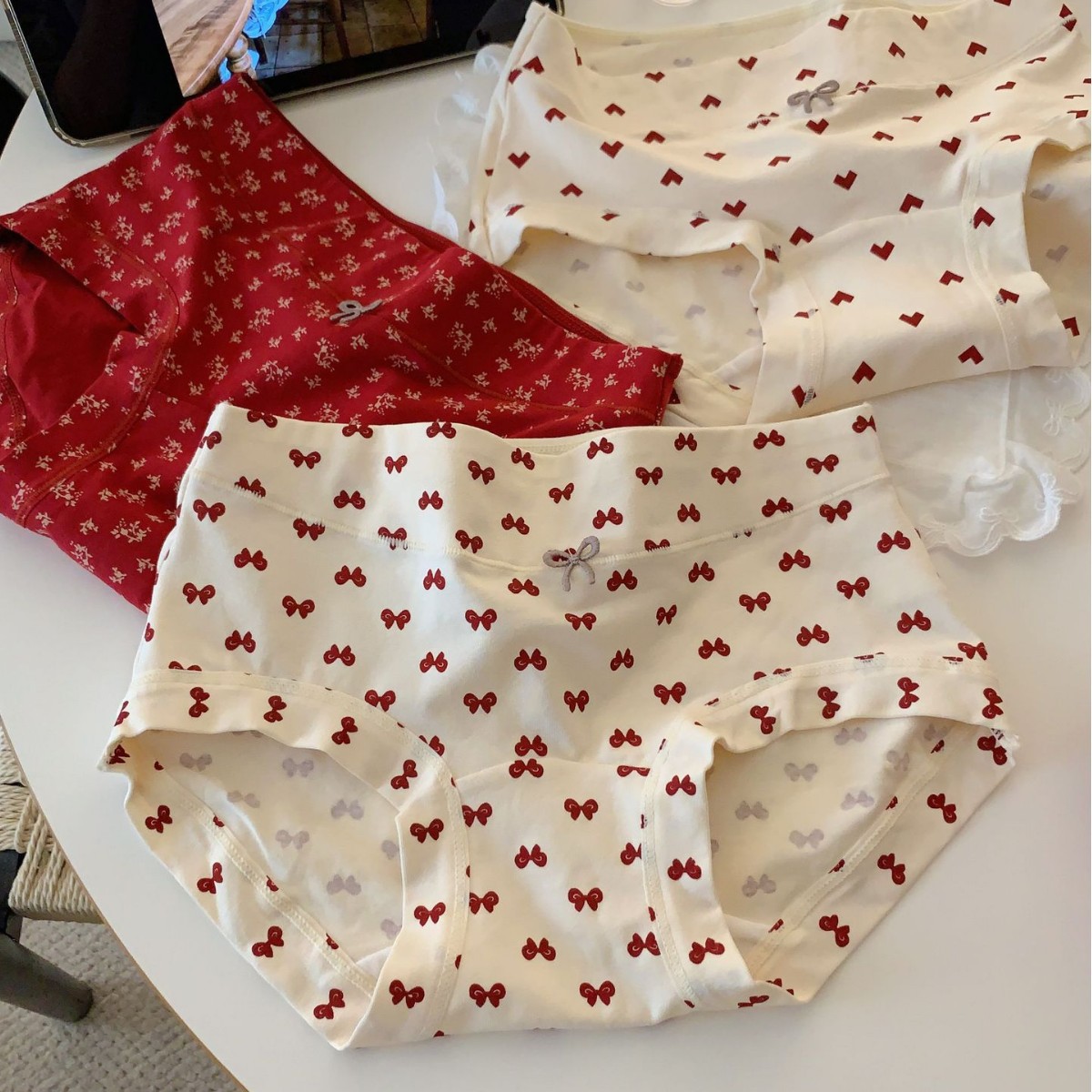 内裤/全透明无裆内裤/内裤女模特/纯欲内裤/女生内裤产品图