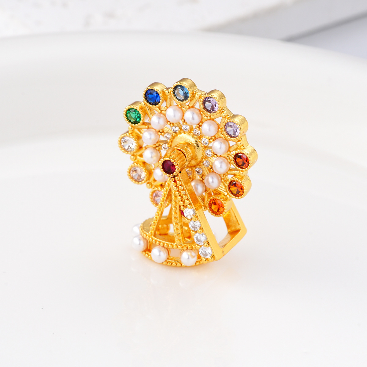 Colorful zircon Ferris wheel pendant, copper-plated with real gold for color retention and high-end feel, DIY jewelry and necklace clasp Application Scenario