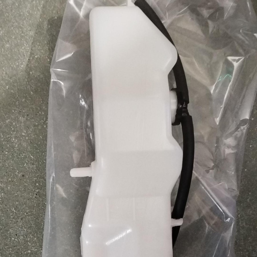 洗涤壶冷却液水壶适用丰田凯美瑞16470-0V020 带水管 164700V020                   