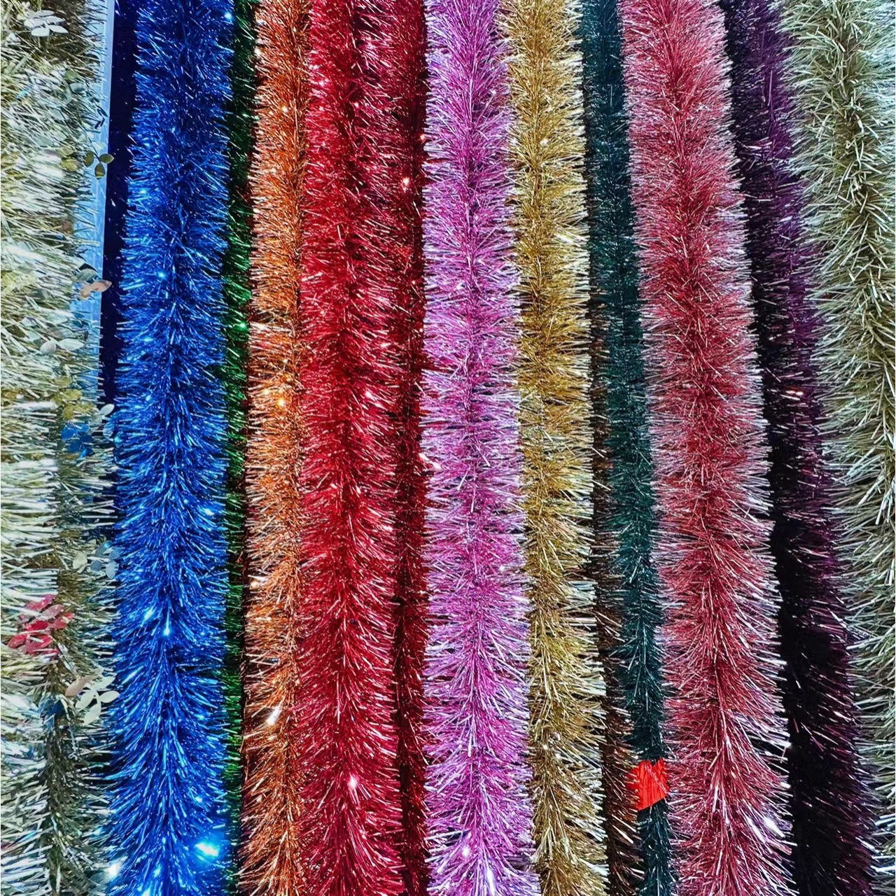 Solid-color densified fine filaments with bright luster strips, party event headband accessories, wool strips, Christmas festival decorative ribbons Specification image