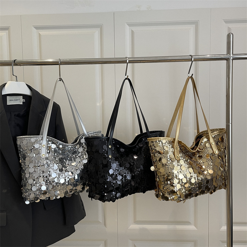 Cross-border casual bag, women's trendy sequined bag, fringed new women's bag, single-shoulder handbag, large capacity, versatile for commuting, tote bag, sequined bag