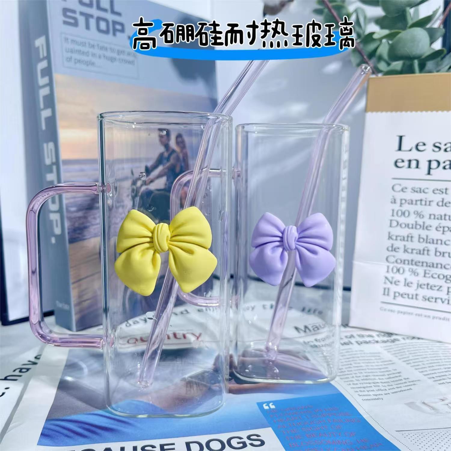 Ins-style square bow glass cup with handle, high appearance level, high-temperature resistant, cute fairy pink straw water cup Application Scenario
