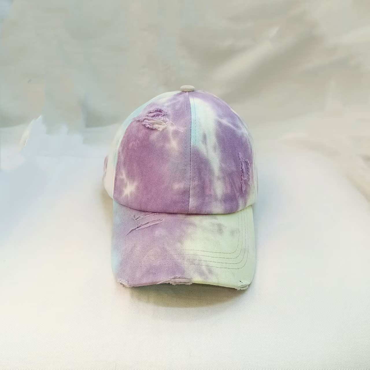 Cross-border wholesale of new tie-dyed soft-top washable perforated baseball caps for students, couples, graffiti, sun, versatile and sunshade details Picture