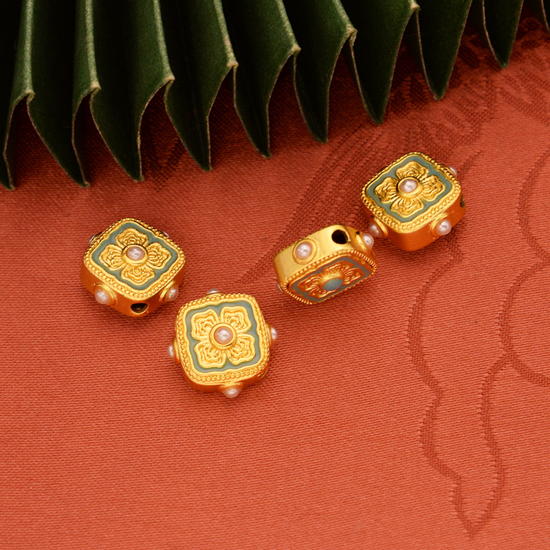 强保色沙金配件diy饰品古法金珐琅宋韵四合如意隔珠手链手绳配珠细节图