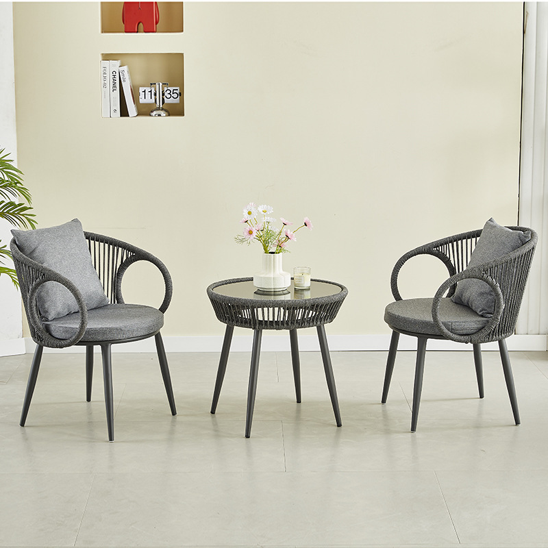 Customized hotel and homestay courtyard terrace outdoor dining table and chairs, leisure rattan chairs with armrests on the backrest, outdoor rattan chairs details Picture