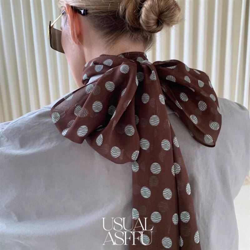 Brown polka dot silk scarf print, a high-end and versatile accessory for women, a 2025 new style hair band long scarf for tying hair Application Scenario