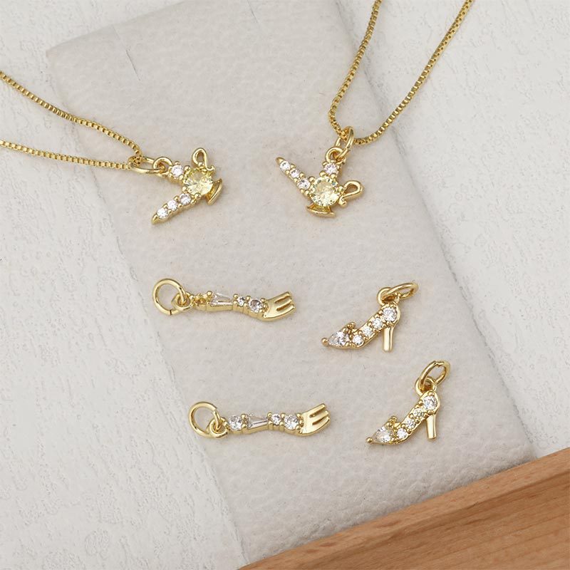 A popular, exquisite, retro, versatile and personalized pendant, collarbone chain, versatile and elegant necklace accessory in Europe and America Specification drawing