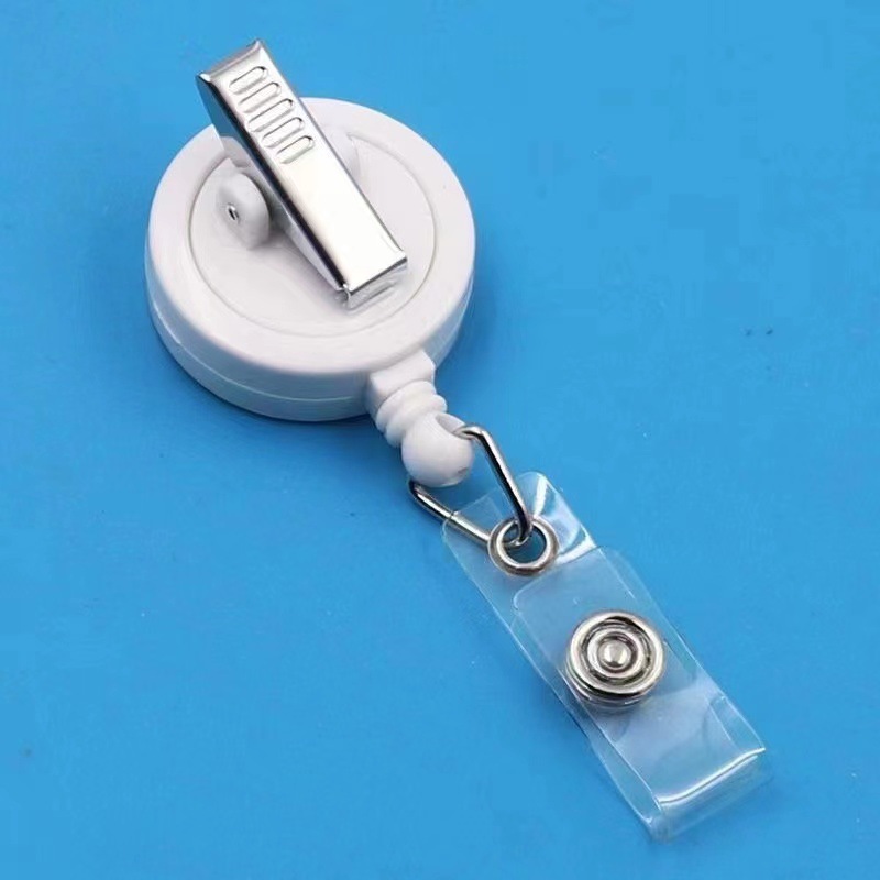 Amazon's best-selling 360-degree rotating telescopic pull-up buckle, alligator clip leather strip buckle, 3.2cm certificate tag hanging telescopic buckle Application Scenario