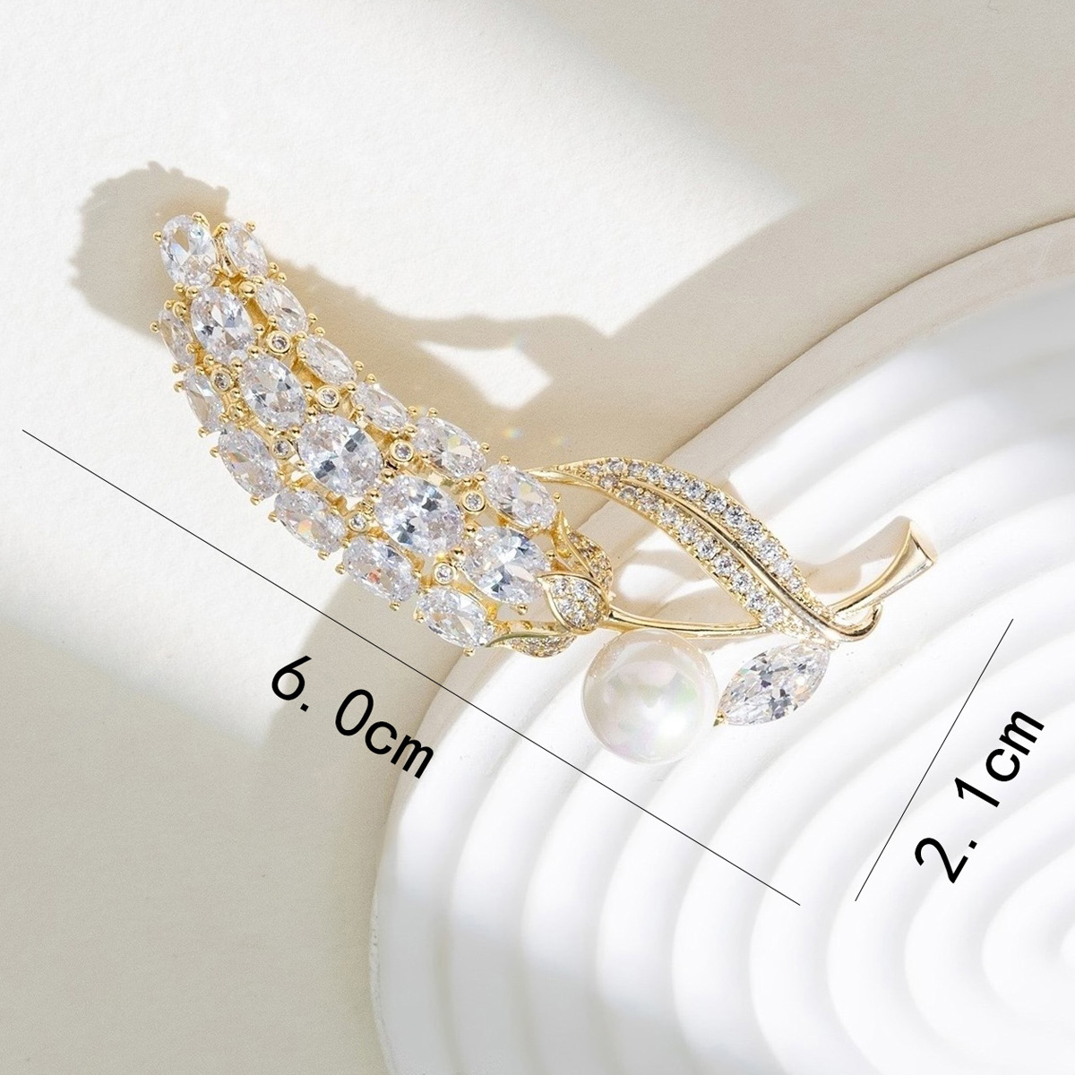 Xuhui Jewelry Copper zirconium gold-plated exquisite wheat ear brooch, high-end brooch, luxurious and light luxury corsages with a sense of design Specification drawing