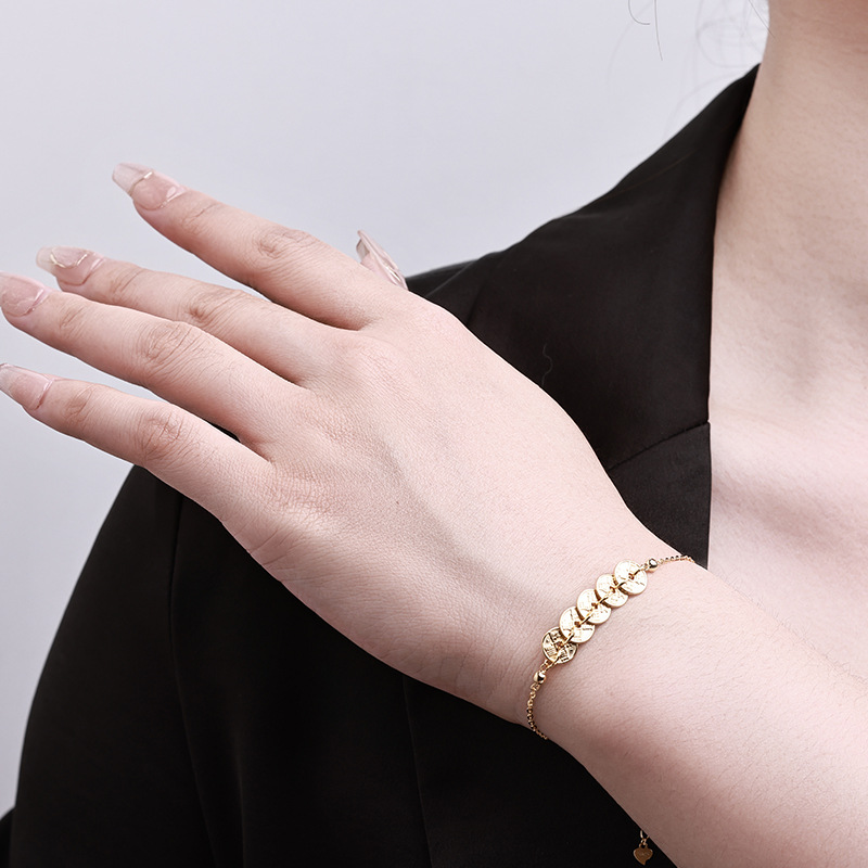 2026 New Style of "Fragmented Money Abundance" bracelet, a new Chinese-style simple coin for attracting wealth and good luck, a dazzling Five-Emperor Coin bracelet
