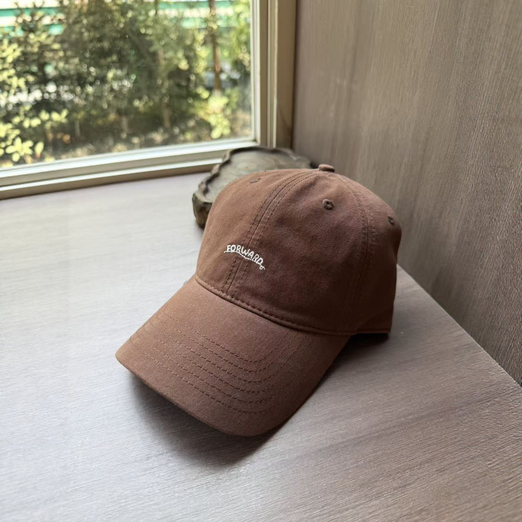 Korean-style FORWARD embroidered soft-top baseball cap for women, small face, casual and versatile, sunshade baseball cap for men details Picture