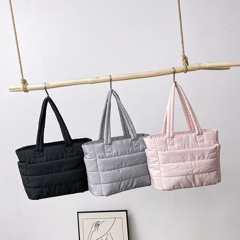 New simple tote bag for foreign trade, large-capacity commuter handbag for women, lightweight nylon fabric, single-shoulder bag for college students details Picture