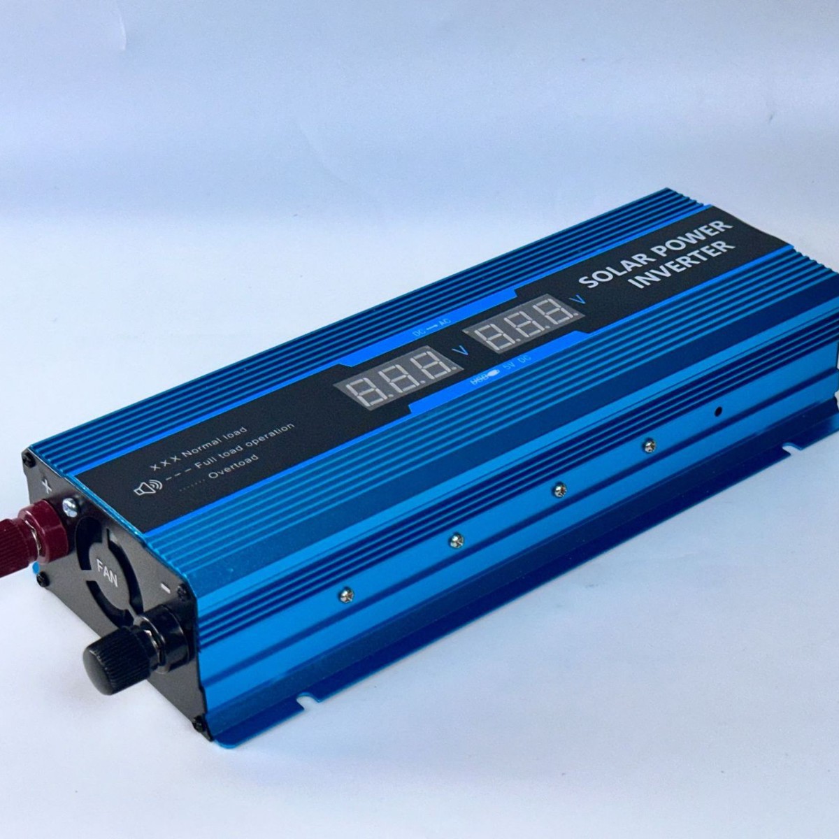 跨境修正波数显逆变器600-2600W车载逆变器12V/24V转110v/220v