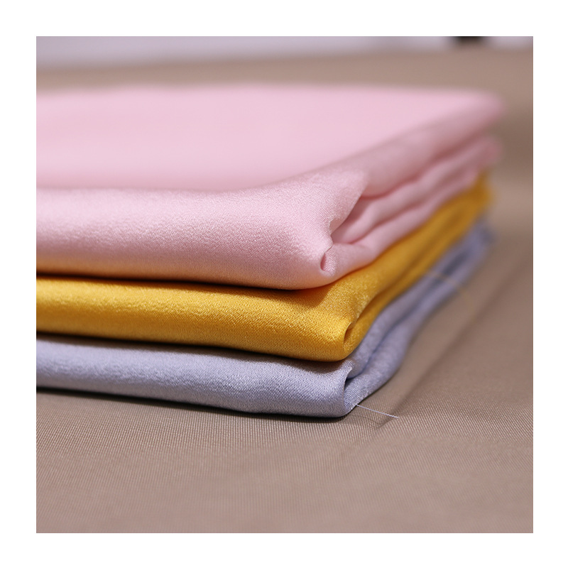 阿玛丝绒感缎面梭织色丁春夏小衫礼服连衣裙仿真丝布料白底实物图