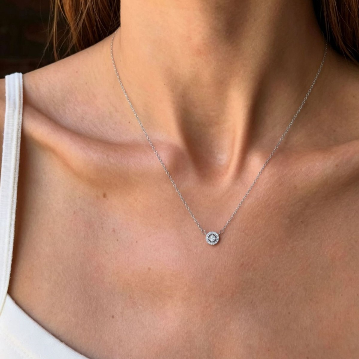 Amazon cross-border round full zirconium collarbone chain for women, simple ins style old money necklace, light luxury, niche and high-end feel details Picture