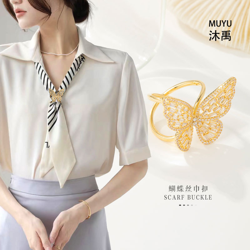 Fashionable and versatile hollowed-out butterfly silk scarf buckle, niche and light luxury style corner buckle, new trend multi-functional insect square scarf buckle