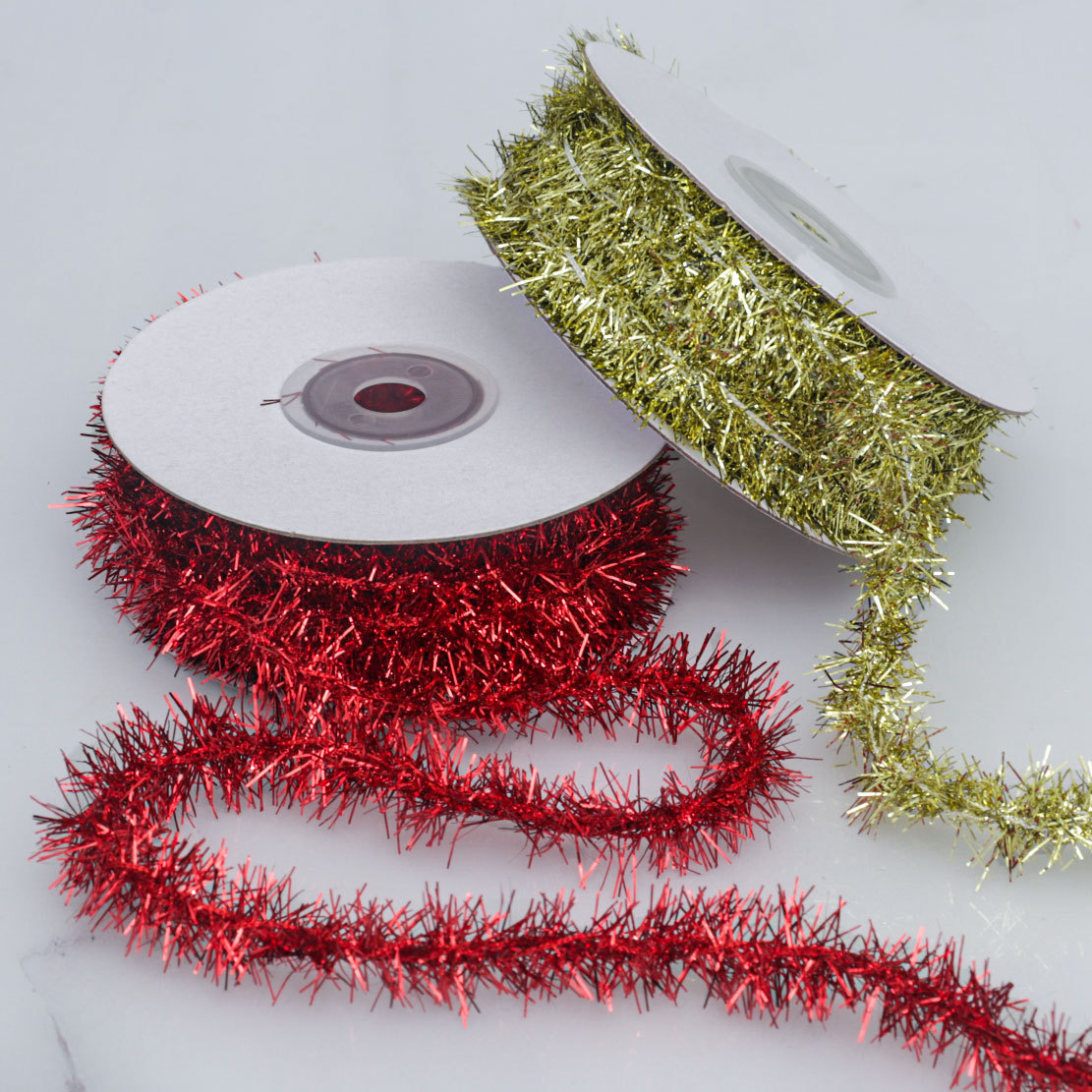 Cross-border Christmas festival colorful festival decorations, gold and silver colored strips, handcrafted strings, woolen strips, Christmas threads, scallion strips Specification image