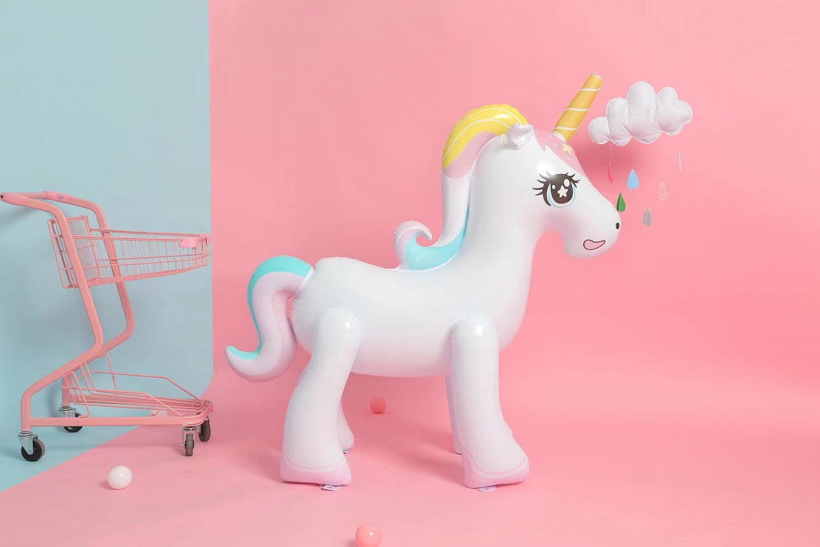 Cross-border inflatable animal water spray mat, children's courtyard water play toy, water spray horse Specification image