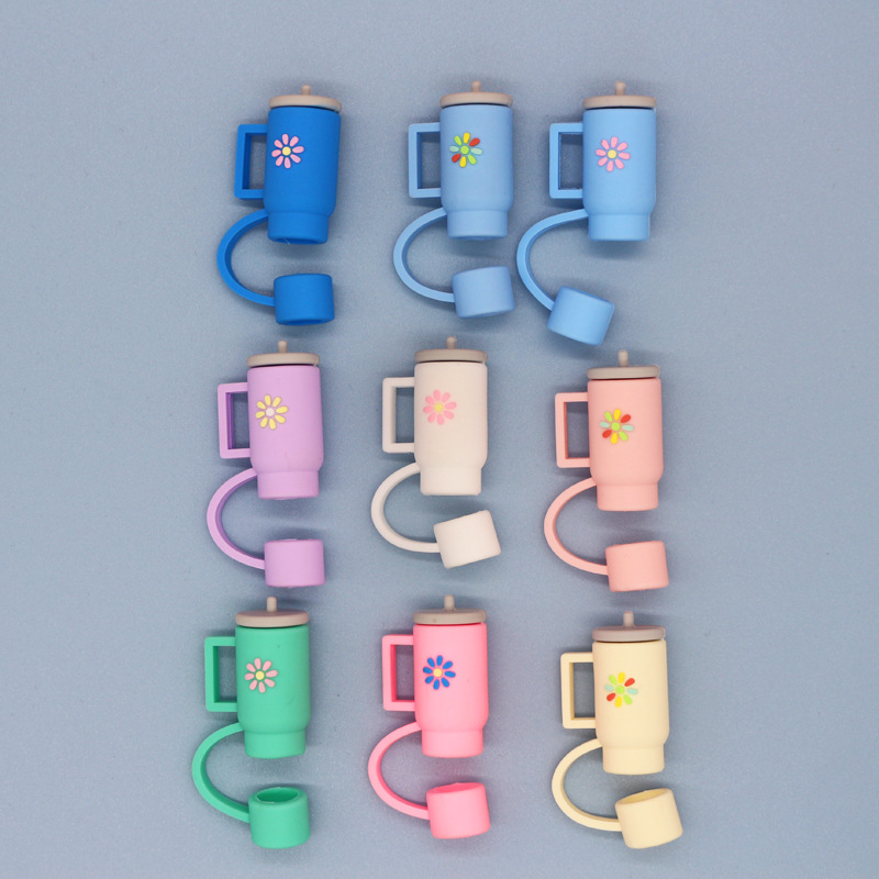 Amazon large-diameter 10mm straw cap, colorful teacup straw dust plug, bubble milk tea straw dust cover Application Scenario
