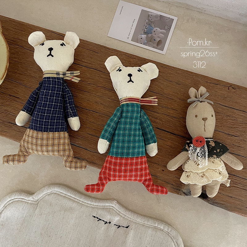 新款韩版创意小熊娃娃布艺手作格纹充棉立体玩偶宝宝安抚玩具摆件