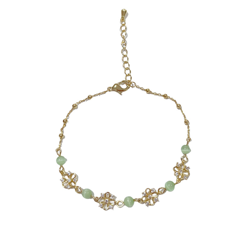 Fresh and elegant, fashionable, super fairy-like diamond-encrusted hollowed-out flower bracelet, light luxury, niche and high-end, versatile jewelry wholesale Item Picture