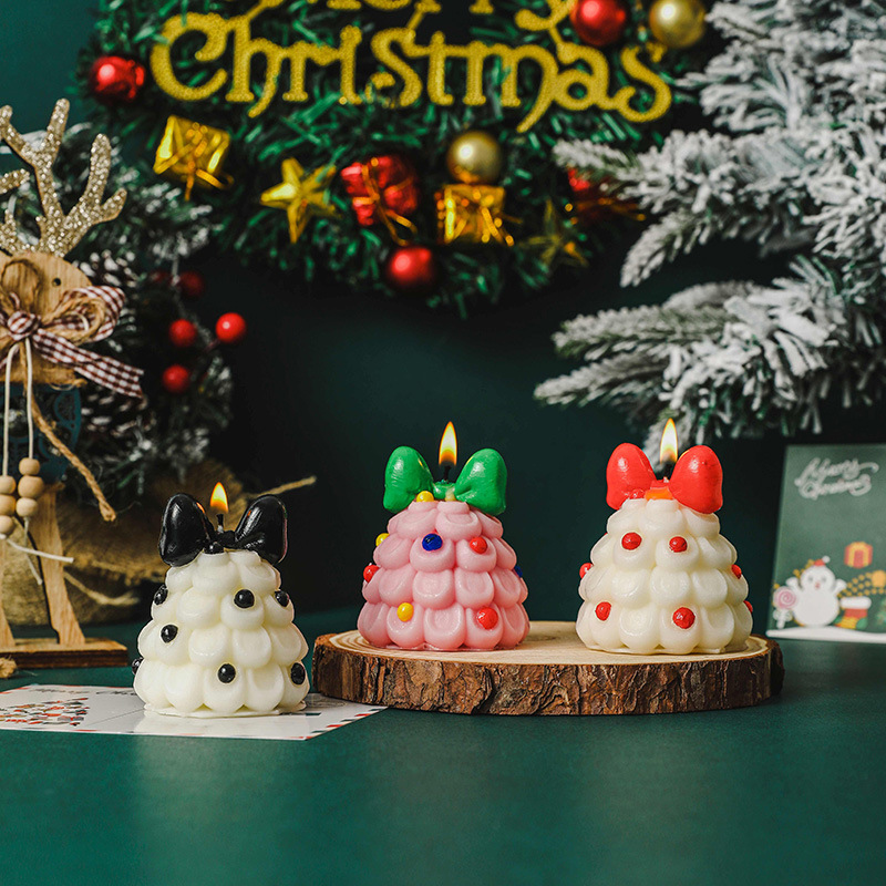 Bow Christmas tree scented candle gift, handmade scented Christmas decorative item, festive scented candle Application Scenario