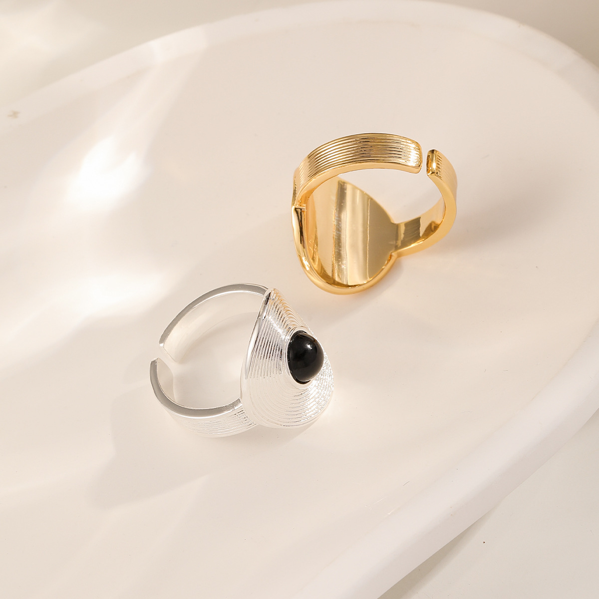 Nasha Cross-border exclusive Maelad-style ring with natural stone inlay, a niche, high-end, and light luxury women's ring details Picture