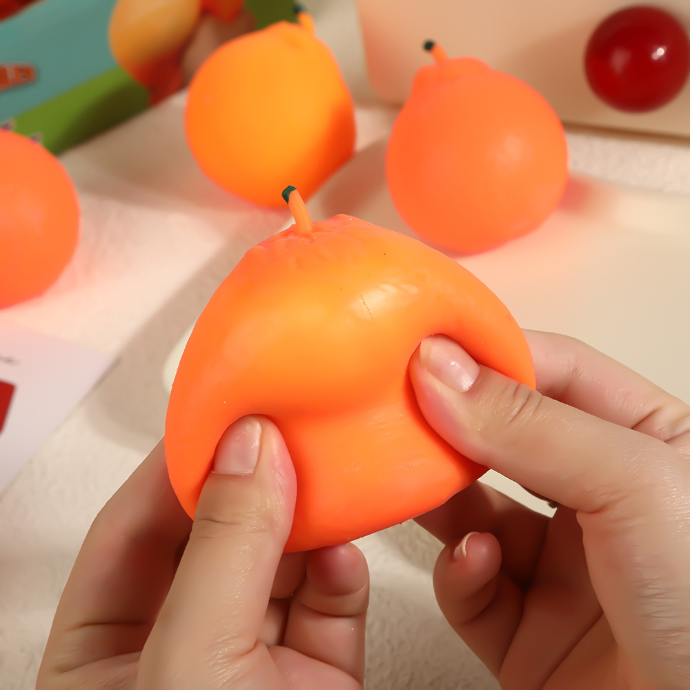 Simulated fruit orange pinching fun slow rebound children's fun stress-relieving Ugly orange food play night market stall stress-relieving toys Application Scenario