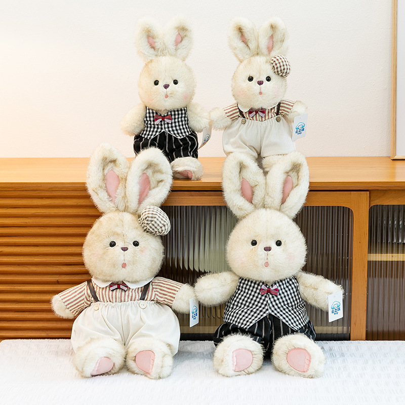 A pair of cute couple rabbit dolls, little white rabbit plush toys, bedpress dolls, wedding gift ornaments details Picture
