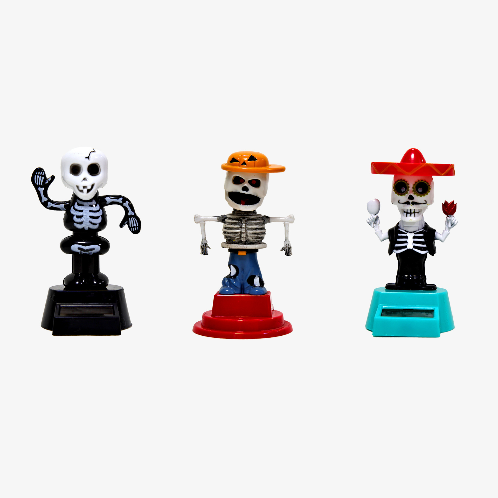 Cross-border best-selling solar-powered Halloween Skeleton Witch Ghost car automatic shaking head car interior ornaments are available for wholesale