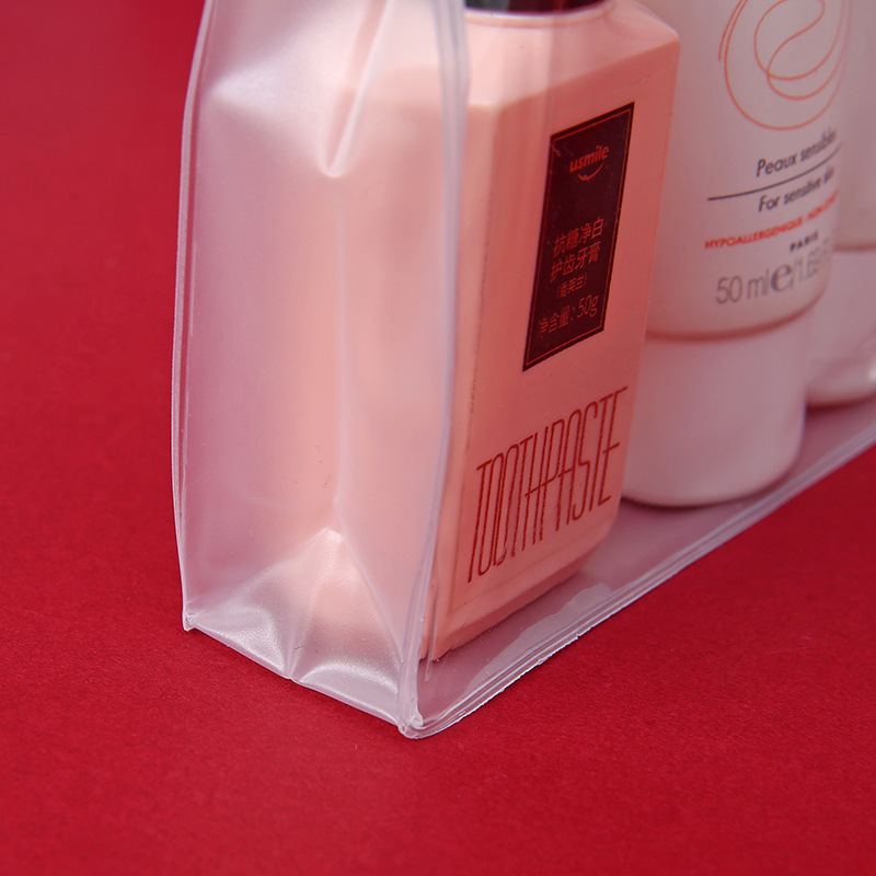 New transparent pvc zipper bag in stock, three-dimensional packaging, PVC transparent handbag, soft rubber plastic zipper bag Specification image