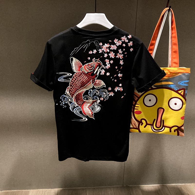 Summer short-sleeved T-shirt with Chinese trend embroidery, men's half-sleeved shirt, Japanese street style, cool and stylish men's top, light mature and casual Application Scenario