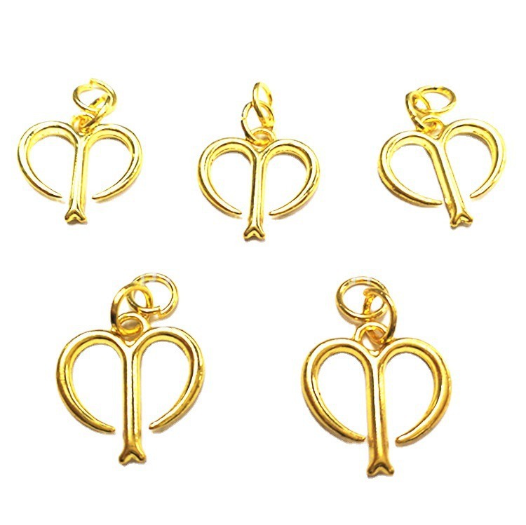 DLY Alloy jewelry accessories, scarves, bags, accessories, golden small accessories Application Scenario
