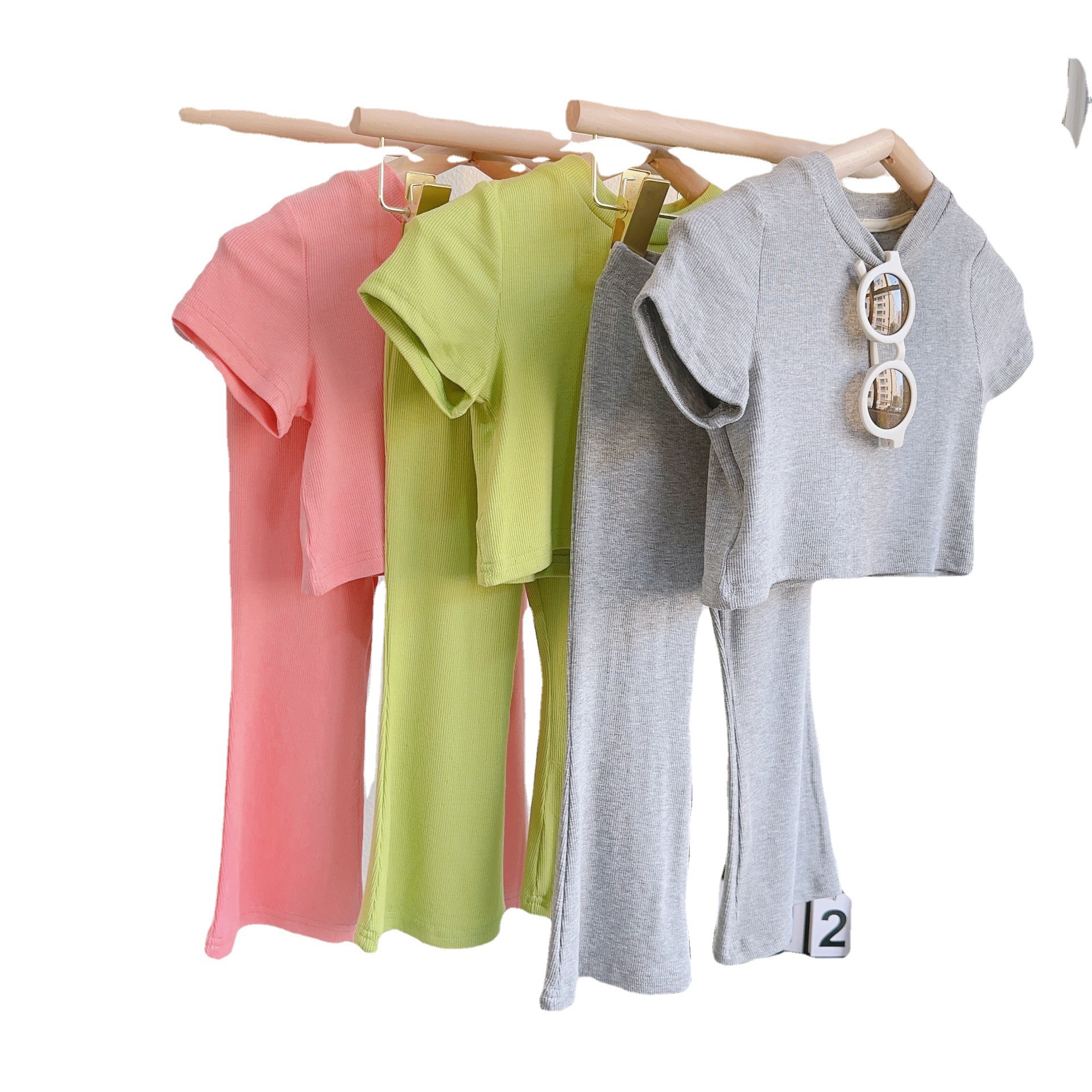 The 2026 Summer collection of popular children's clothing for girls is a Korean-style casual and soft short-sleeved T-shirt and top two-piece set for baby girls Item Picture